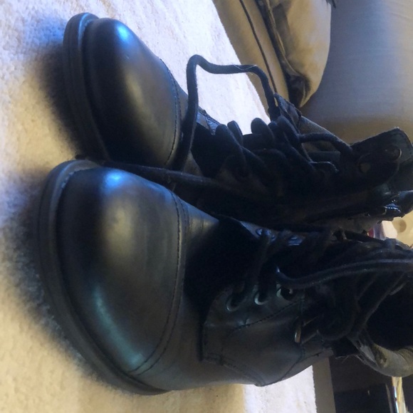 Military Style Combat Fashion Boots - Picture 9 of 12